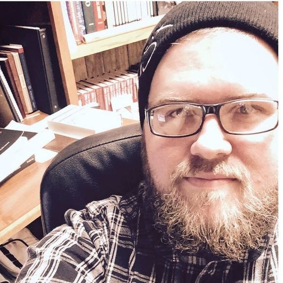 Meet your Posher, Heath - Picture 1 of 1